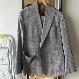 Custom Moda Matters Suit 44S
